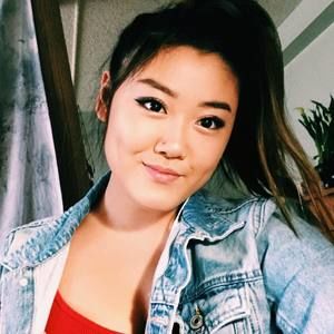 Meet your Posher, Gloria